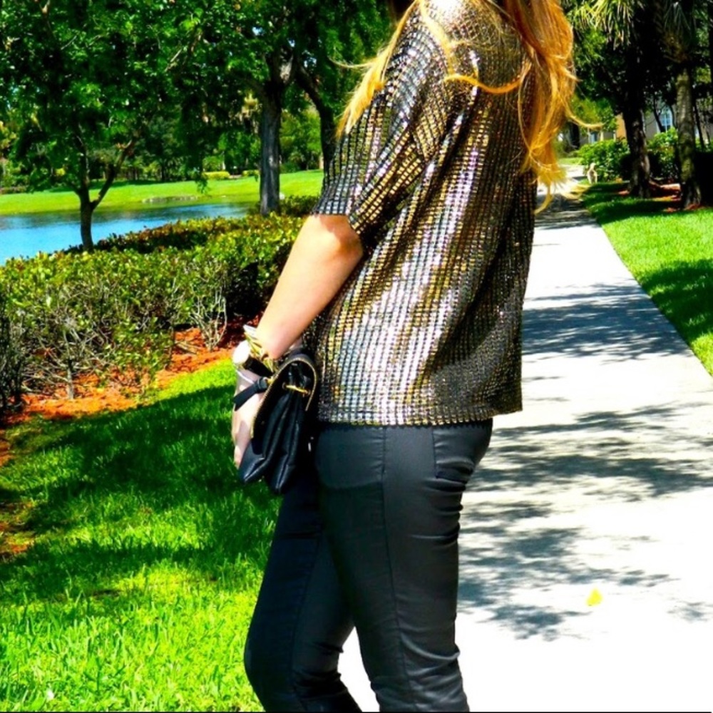 H&M GOLD METALLIC TOP